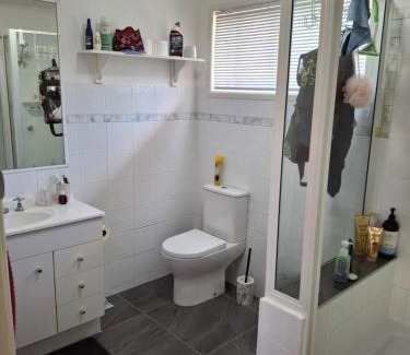 New Auckland House | Sandi's Guest House For two