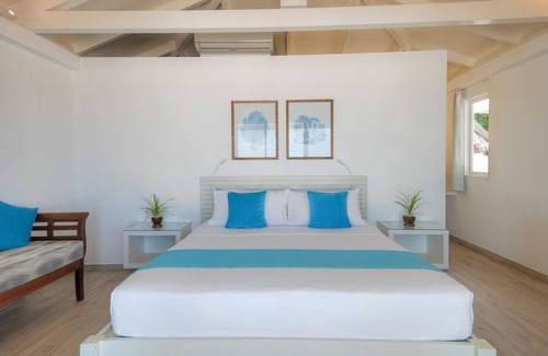 Bathala Island Hotel | Sandies Bathala