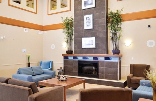 Squamish Hotel | Sandman Hotel & Suites Squamish