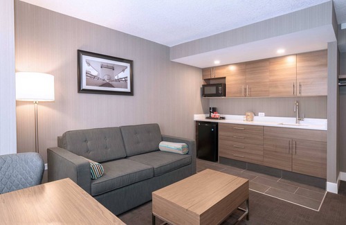 Downtown Calgary Hotel | Sandman Signature Calgary Downtown Hotel