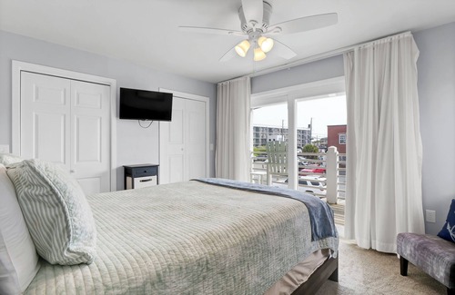South End Hotel | Sandpeddler Inn & Suites