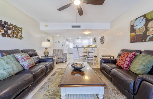 Crescent Beach Condo | Sandpiper 207-Starfish Shores