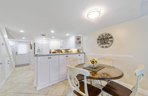Crescent Beach Condo | Sandpiper 207-Starfish Shores