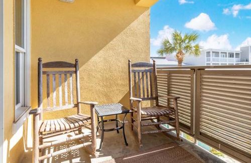 Tybee Island Apartment | Sandpiper 207