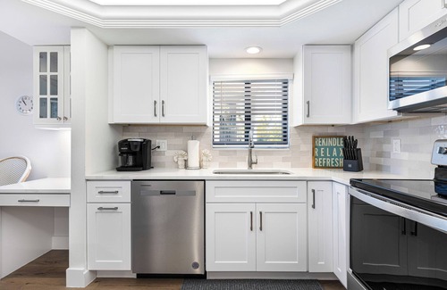 Sanibel Condo | Sandpiper Beach 403, 2 Bedroom, Recently Remodeled Unit with Gulf Views