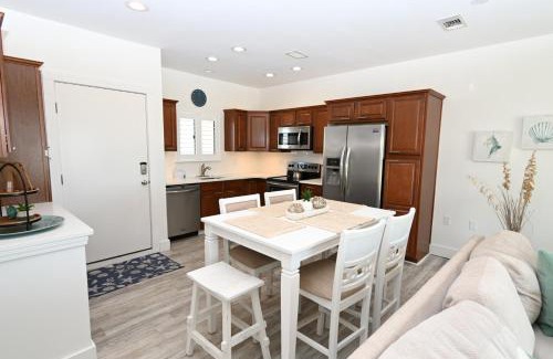 Holiday Isle House | Sandpiper Cove Unit 2150 Pet Friendly Private Beach Access