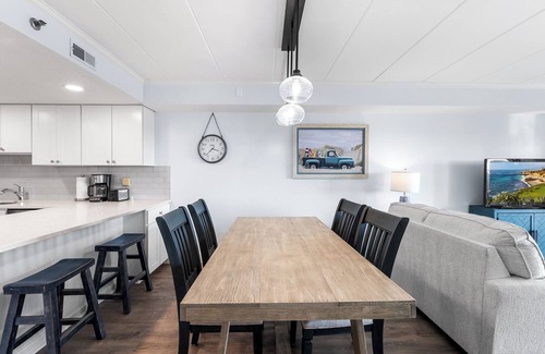 Midtown Ocean City Condo | Sandpiper Dunes 702(Side View)