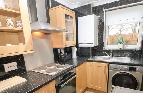 Ashington Cottage | SANDPIPER RETREAT, family friendly, with a garden in Ashington