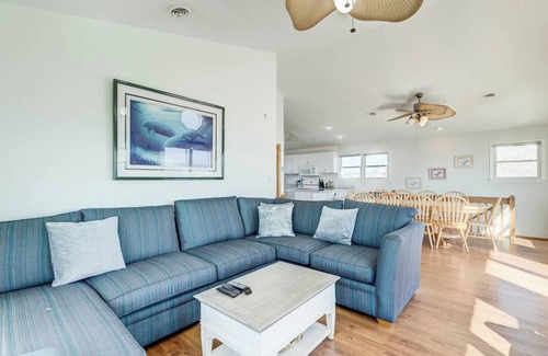 Kill Devil Hills House | Sandpiper's Paradise | Oceanfront | Hot Tub | Kill Devil Hills