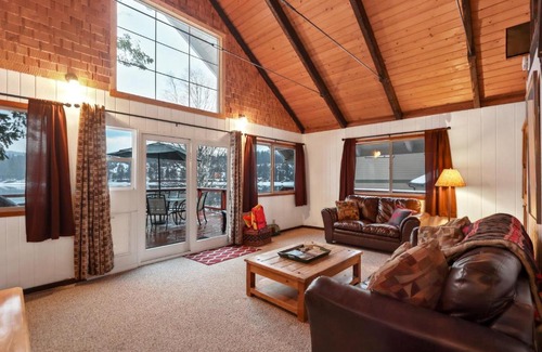 Sandpoint House | Sandpoint Gypsy Bay Cabin