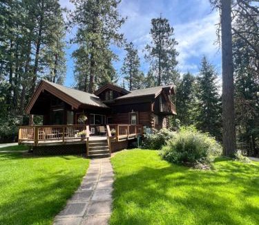 Sandpoint House | Sandpoint mountain retreat