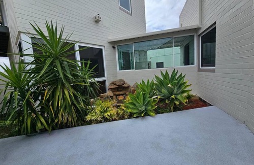 Belmont Villa | Sandringham Tranquil Retreat