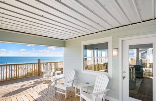 Surf Side Shores House | Sands of Time | Beachfront | Sweeping Gulf Views