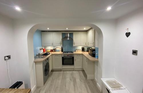 Tenby House | Sands Reach, dog friendly Tenby house