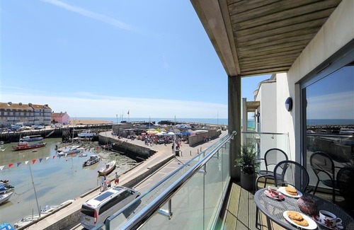 West Bay Apartment | Sandstones