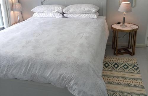 Greater Johannesburg Metropolitan Area Bed & Breakfast | Sandton Spring Rivonia