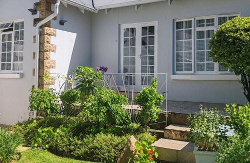 Greater Johannesburg Metropolitan Area Bed & Breakfast | Sandton Spring Rivonia