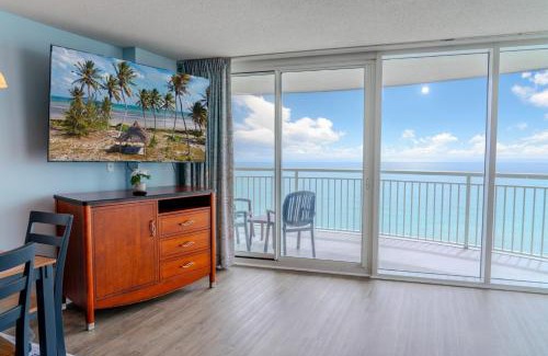 Downtown Myrtle Beach House | Sandy Beach 1612