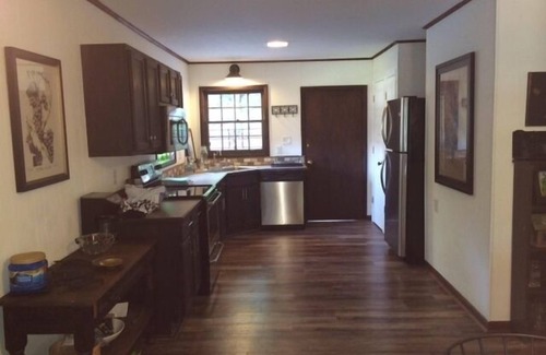 Dadeville Cabin | Sandy Beach Only 25 Minutes From Auburn