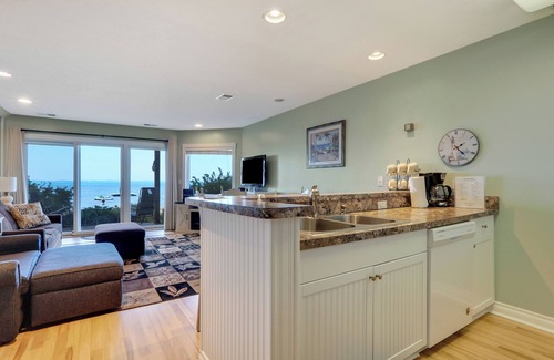 Traverse City Condo | Sandy Beachfront | Condo #107 | Sleeps 6 Guests