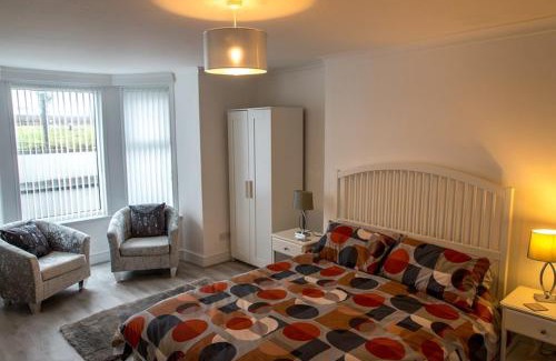 Llandudno Apartment | Sandy bottoms