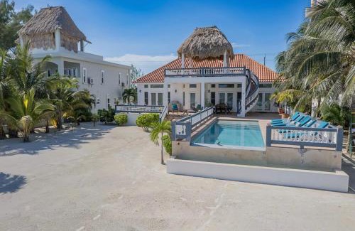 Boca Ciega House | Sandy Bottoms Retreat