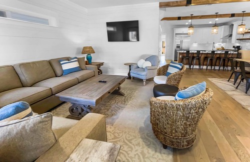 Rosemary Beach House | Sandy Cheeks 4 Bedroom Home by RedAwning