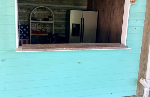 Port Bolivar House | Sandy Feet Retreat! Only 800 feet to the beach w/elevator and sleeps 12