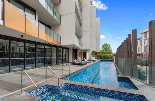 Sandringham Apartment | Sandy Hill Apartments by Ready Set Host