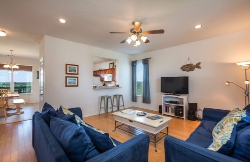 Terramar Beach House | Sandy Hook | A Bayview Getaway