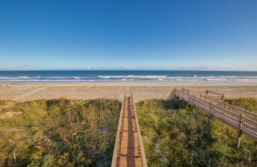 Topsail Beach House | Sandy Landing