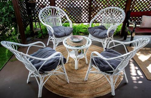 Tamarin House | SANDY LANE COTTAGE