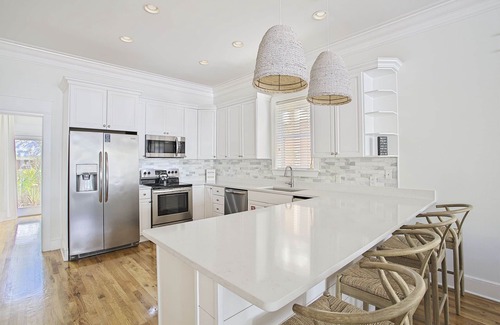 Seacrest Beach House | Sandy Pants - 12,000 Sq Ft Community Pool, Complimentary Beach Tram + Bikes!