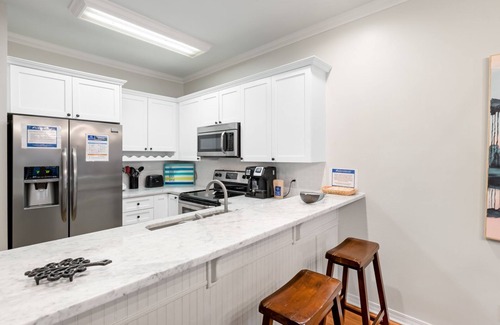 Mar-a-Lago House | Sandy Paradise - Seagrove Beach home with community pool, 4 beach cruisers!