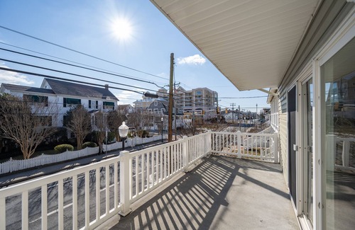 Ocean City House | Sandy Pause III 803A Close to the OC boardwalk!