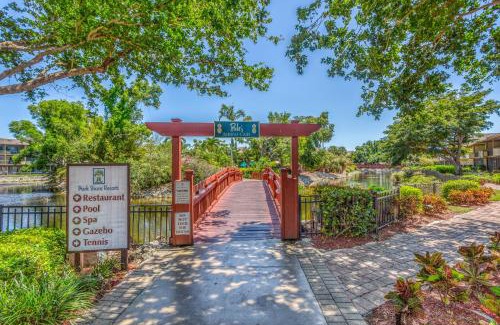 Park Shore Apartment | Sandy Shores
