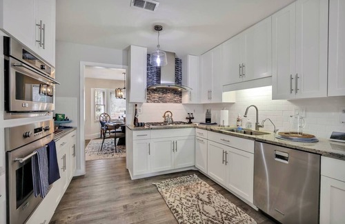 Sandy Springs House | Sandy Springs Executive Retreat