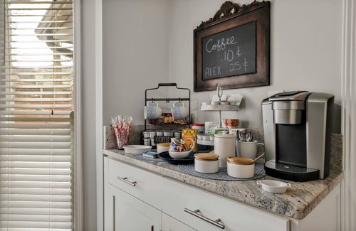 Sandy Springs House | Sandy Springs Executive Retreat