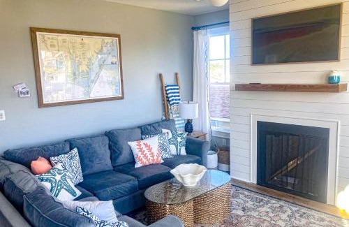 Atlantic Beach House | Sandy Step