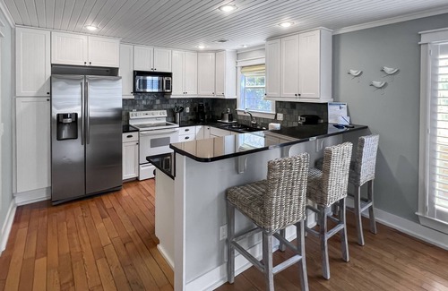Santa Rosa Beach House | "Sandy Toes" | Short walk to the beach | Bike to Grayton or Gulf Place