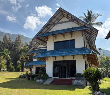 Ambarita Hotel | Sanggam Beach Hotel