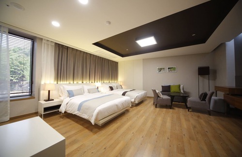 Chuncheon Hotel | Sangsangmadang Chuncheon Stay Hotel