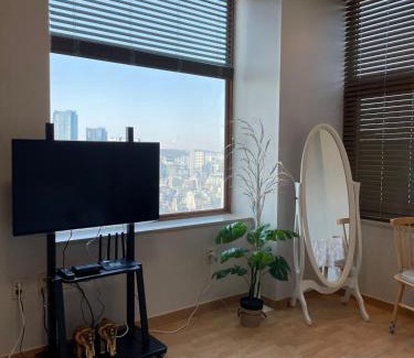 Sangsu-dong Apartment | Sangsu Station 2min