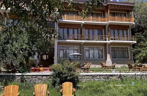 Leh Villa | SANGTO VILL PERFECT LOCATI