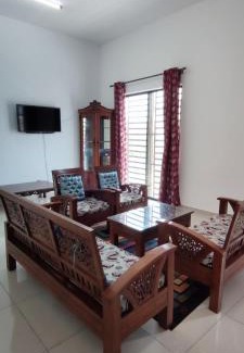 Semabok House | Sani Homestay