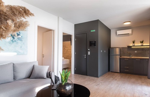 Sane House | Sani Verde