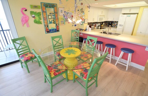 Punta Rassa Condo | Sanibel Harbour Resort: Bay View Tower 1131 Penthouse views of Sanibel in this 3 bdrm 3 bath condo