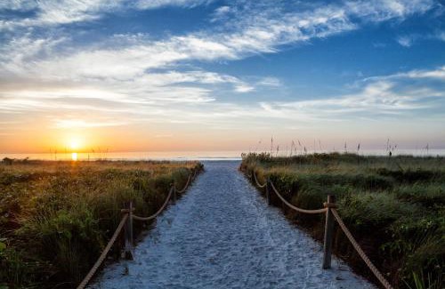 Sanibel Hotel | Sanibel Island Beach Resort