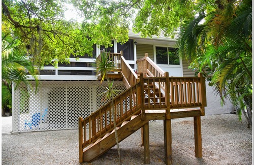 Shell Harbor House | "Sanibel Oasis", Private Home with heated pool on a canal