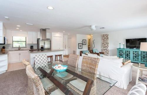 Sanibel Apartment | Sanibel Shells at Sea Bell